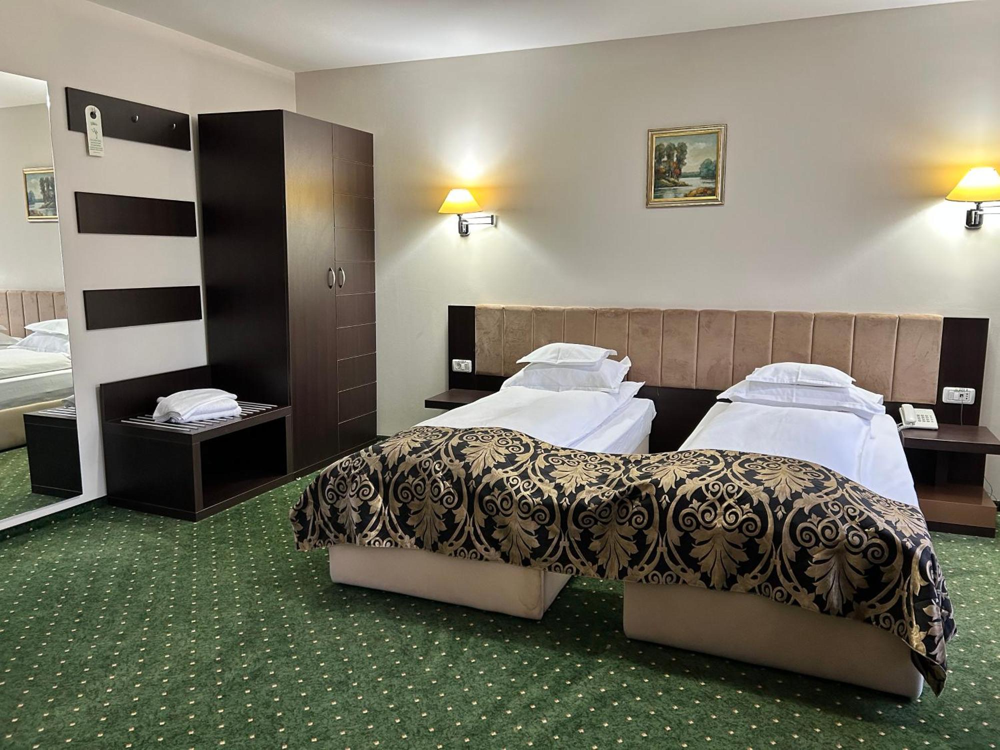 Hotel Bistrita Bacău Dış mekan fotoğraf